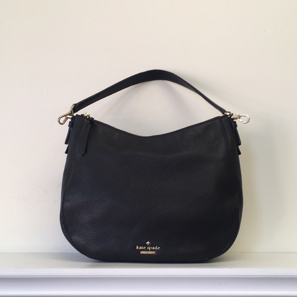 kate spade Handbags - Kate Spade Shoulder Bag